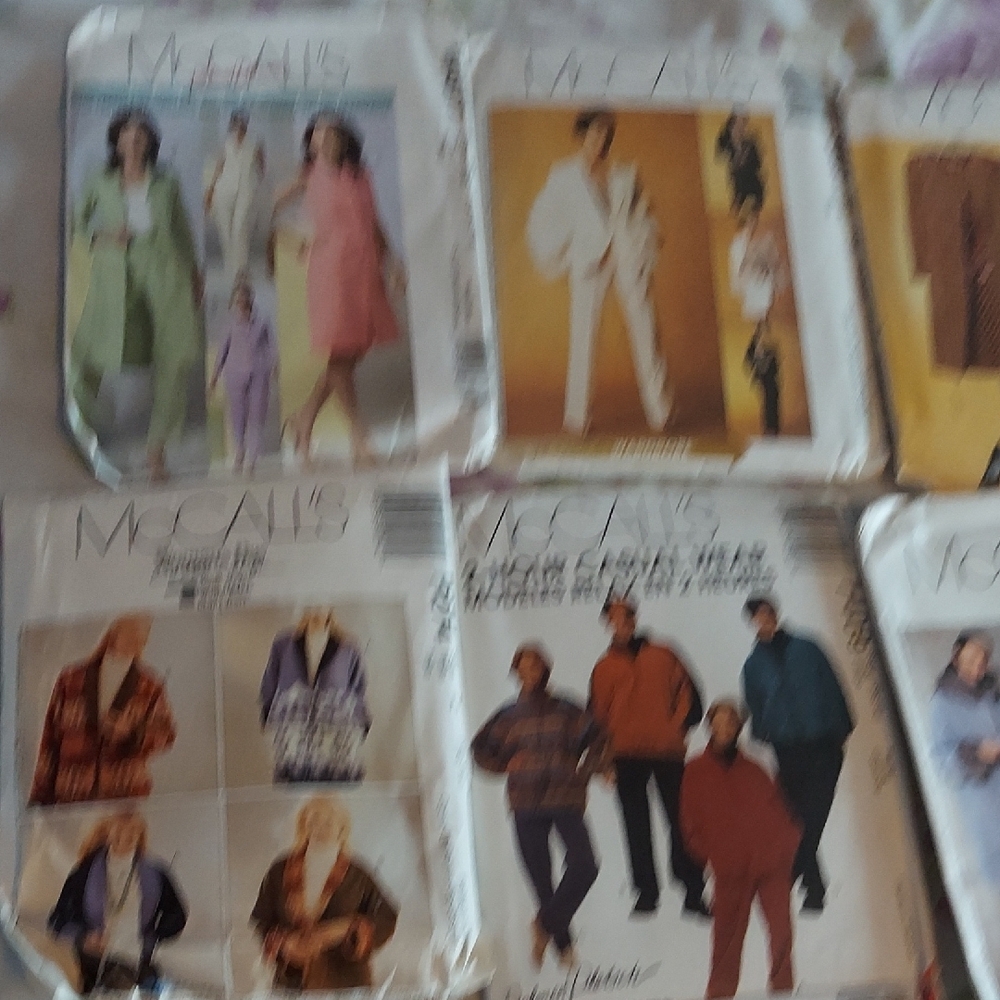 McCall's Vintage Sewing Patterns Collection #4 - Picture 4 of 11